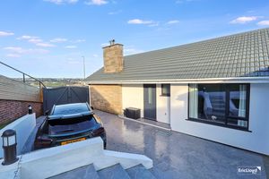 Photo 16- click for photo gallery